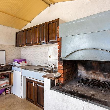 Nice Apartment In Jurandvor With Wifi Екстериор снимка