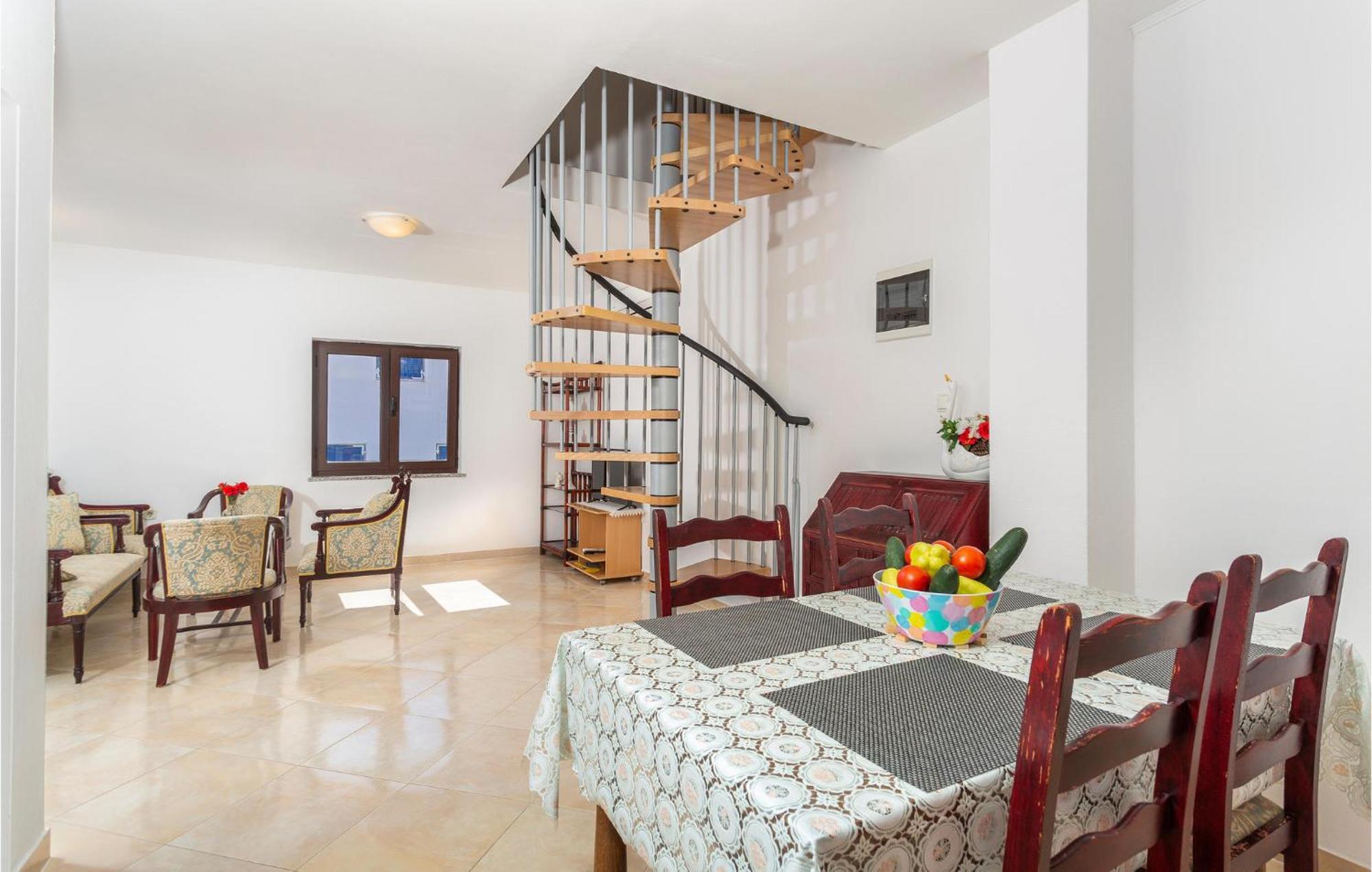 Nice Apartment In Jurandvor With Wifi Екстериор снимка
